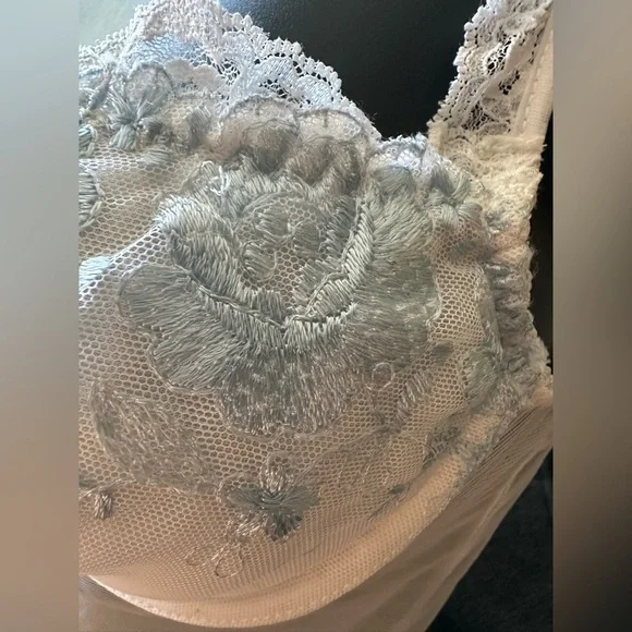 Victoria's Secret white and light blue lacy one-piece - Picture 3 of 13